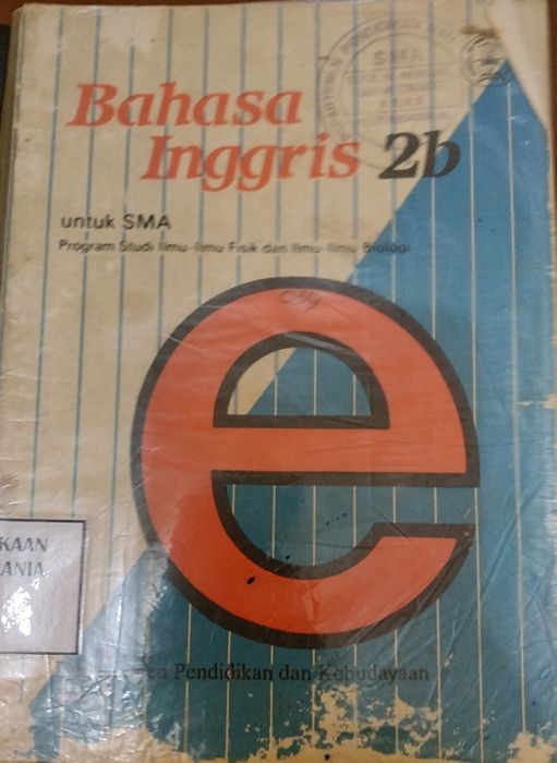 Cover Bahasa Inggris 2b untuk SMA